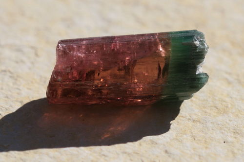 Turmalin polychrom Kristall Z01